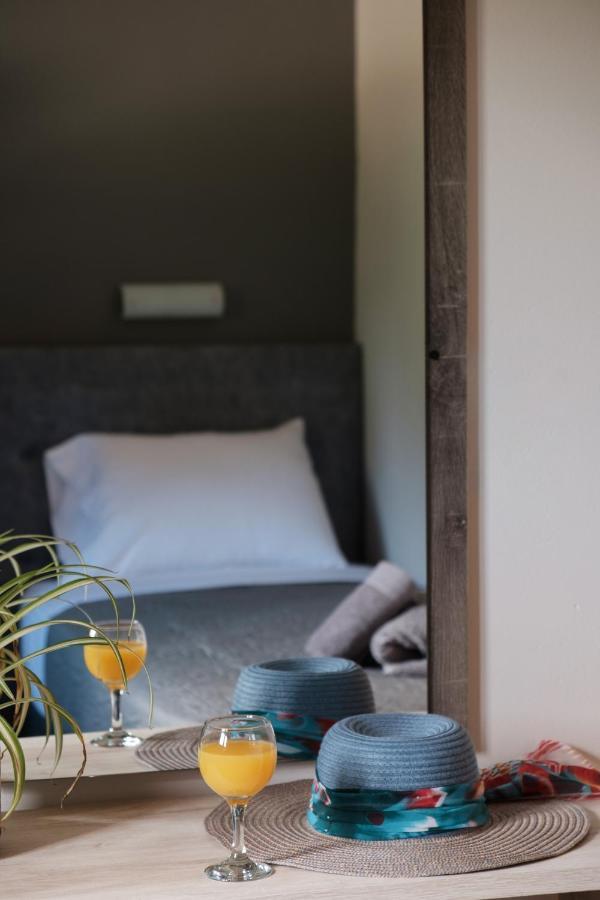 Mouzakitis Apartments 3 아릴라스 외부 사진